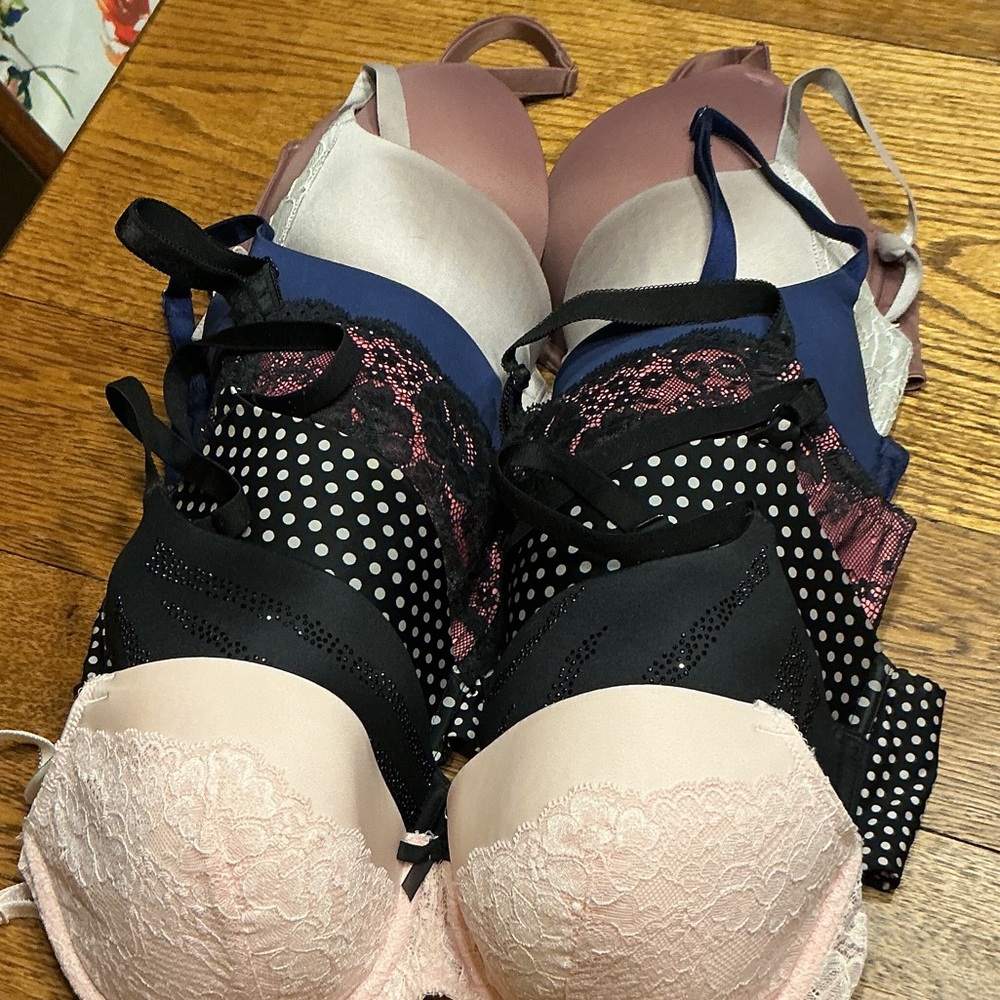 Victoria's Secret Bras Stack — Pink, Black, Navy, Blush